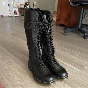 1b60 Virginia leather knee high dr martens boots